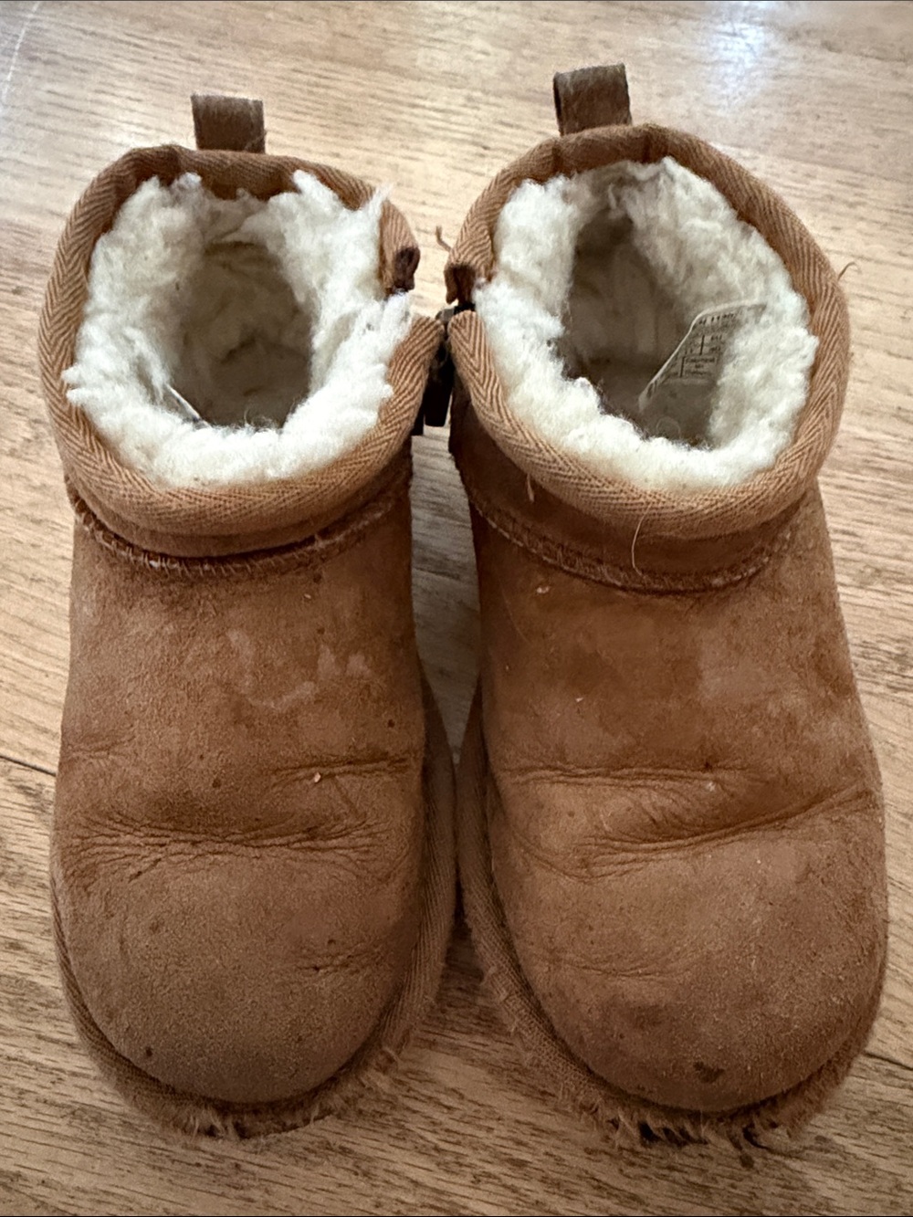 UGG Kids' Classic Brown Ultra Mini Boots Girls sz 12